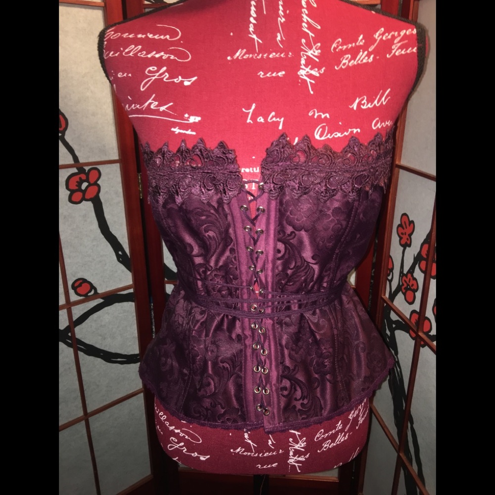 Fredricks Of Hollywood corset